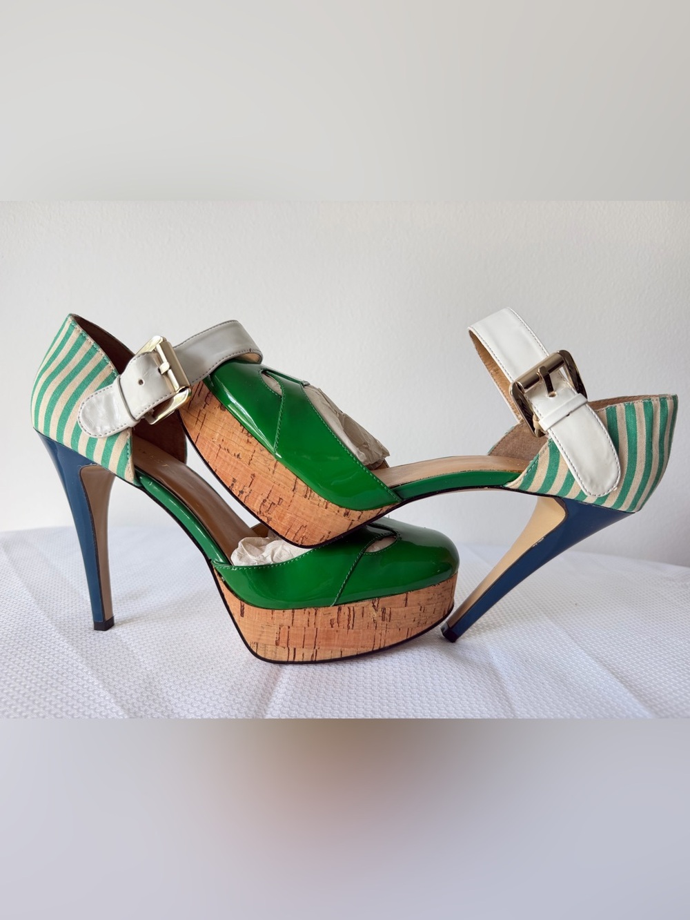 Nine West Vintage Green Patent Cork Platform Sandals w/White Buckle Straps